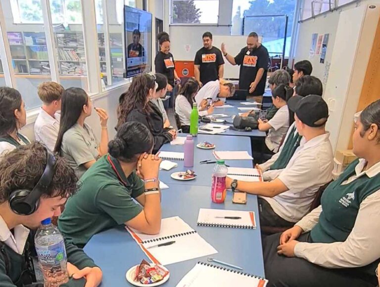 South Auckland Creative & Tech Hub | Home - SA Creative & Tech Hub